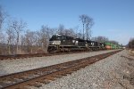 NS 1124 leads train 25G west